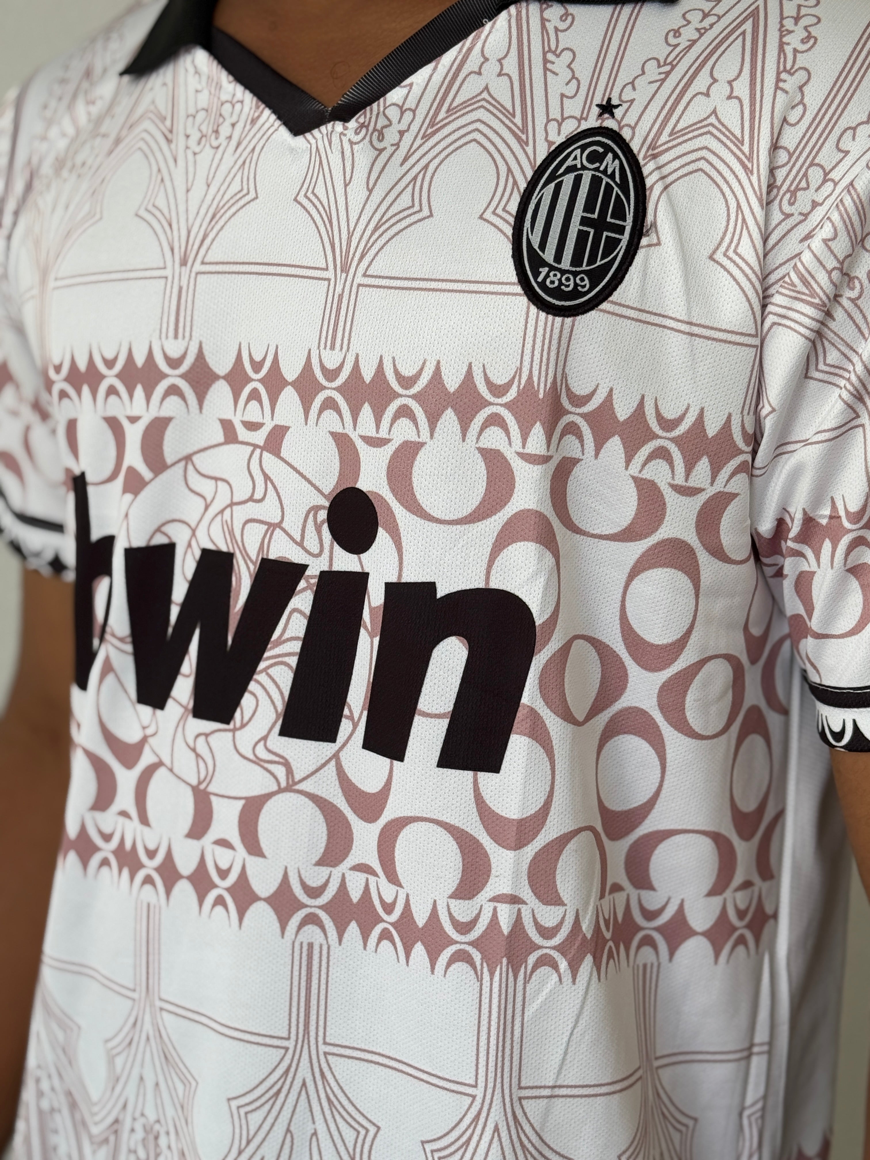 AC MILAN 2024 POLO SPECIAL EDITION   -EMBROIDERY