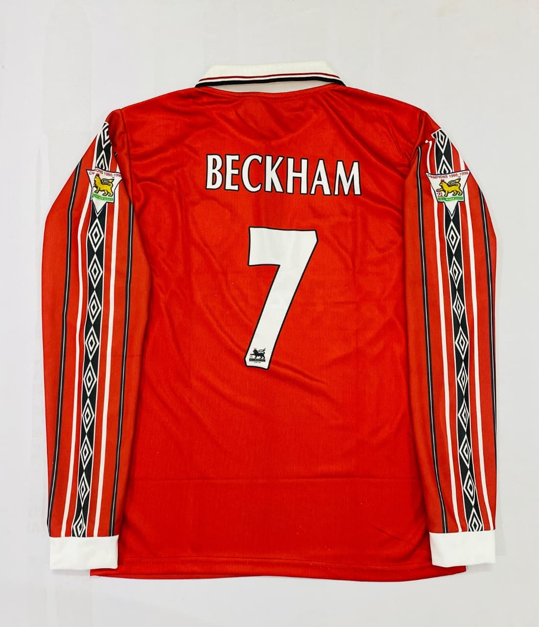 MAN UTD RED BECKHAM POLO FULL SLEVEE ZIP -EMBROIDERY