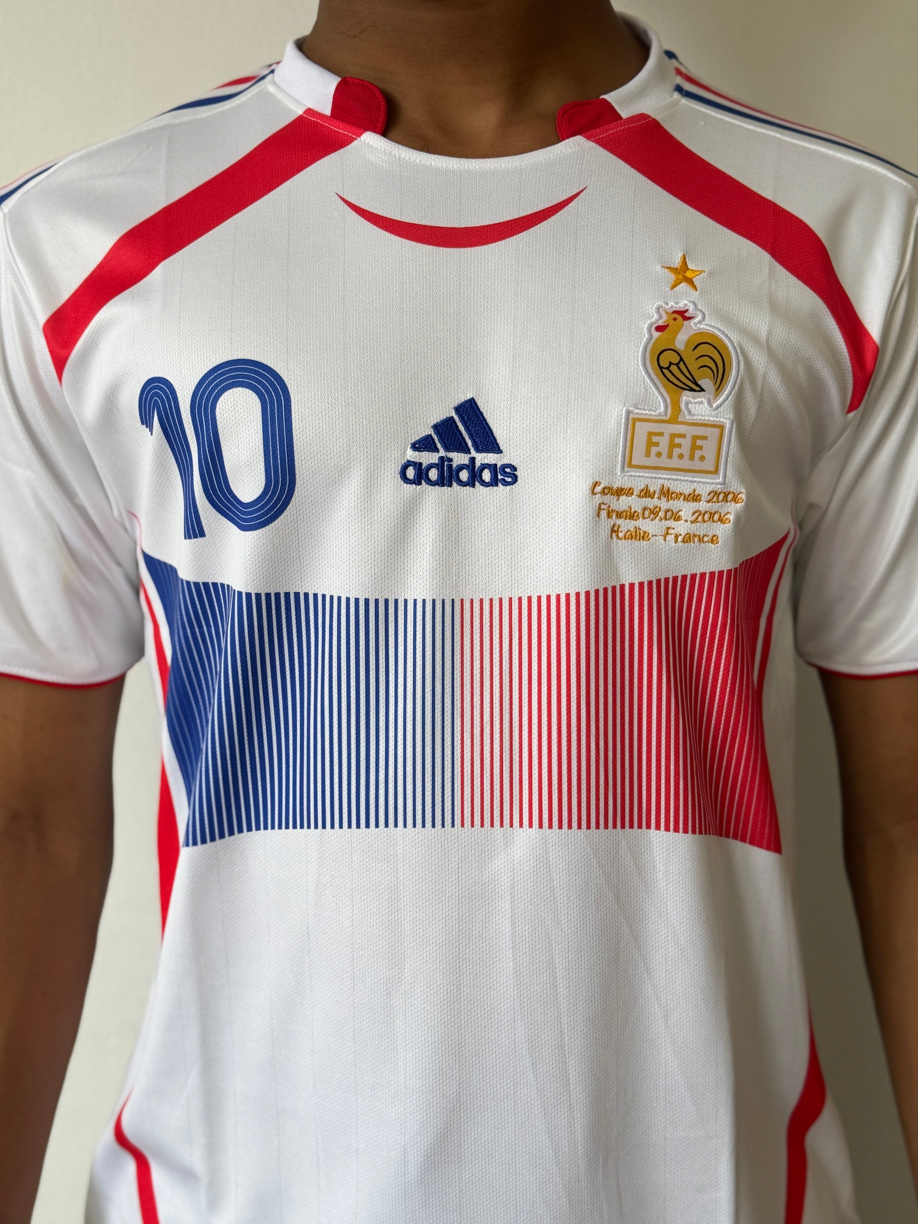 FRANCE 2006 AWAY KIT -EMBROIDERY