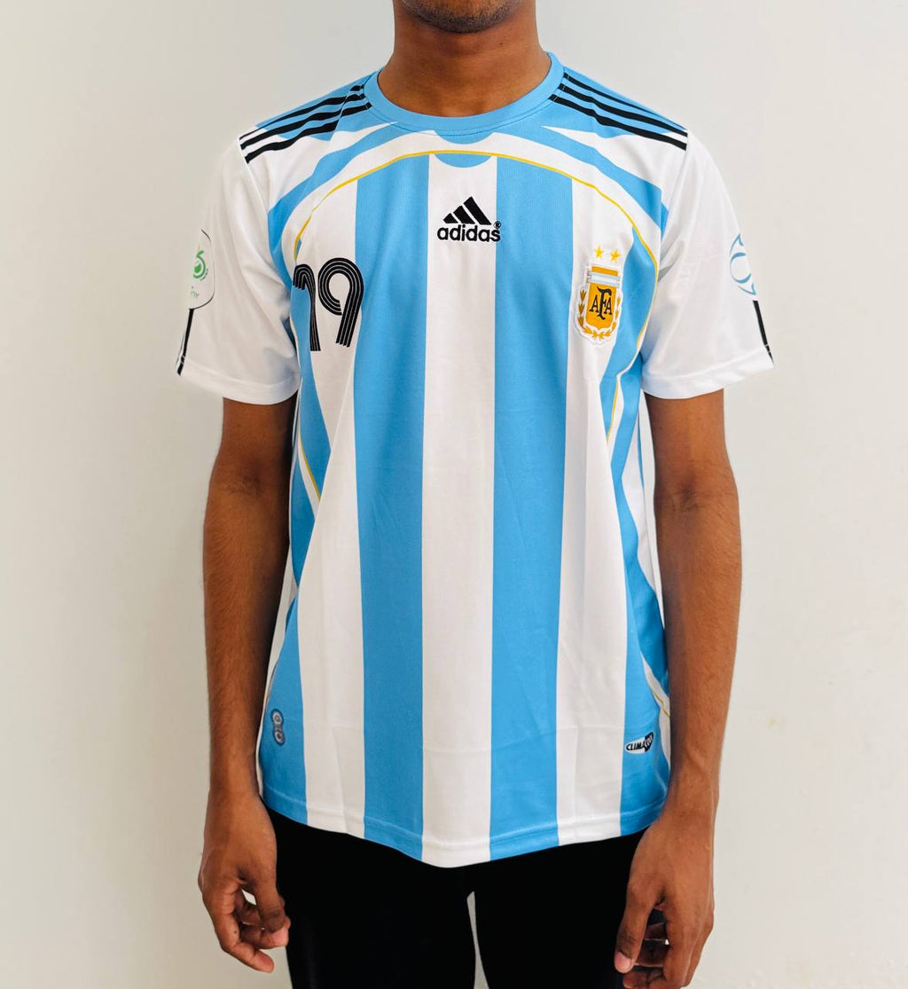 ARGENTINA HOME RETRO MESSI19 EMBROIDERY LOGO